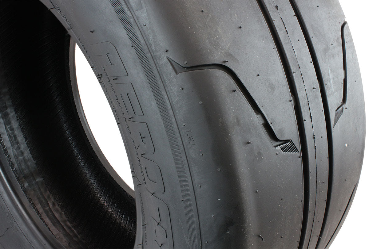 XTR Drag Radial Tyre 275/60R15, Radial, 105W Speed & Load Rating