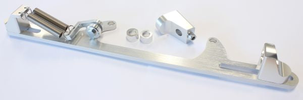 Billet Throttle Cable Bracket 4500 Dominator Style   Silver Finish