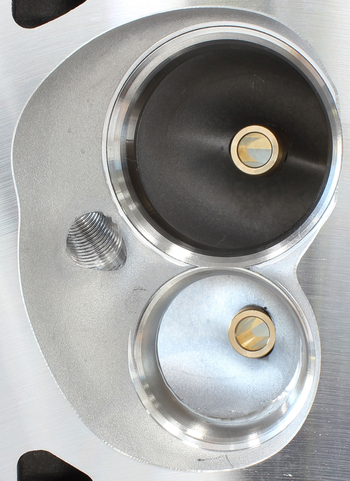 Aeroflow Bare Small Block Ford Windsor 289-351 203cc Aluminium Cylinder Heads with 58cc Chamber (Pair)   2.13" x 1.28" Intake Port, 1.40" x 1.40" Exhaust Port