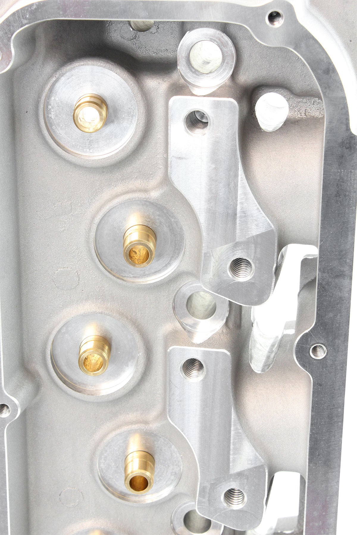 Aeroflow Bare 235cc 3V Aluminium Cylinder Heads, 64cc Chamber, Pair  Fits Ford 302-351C