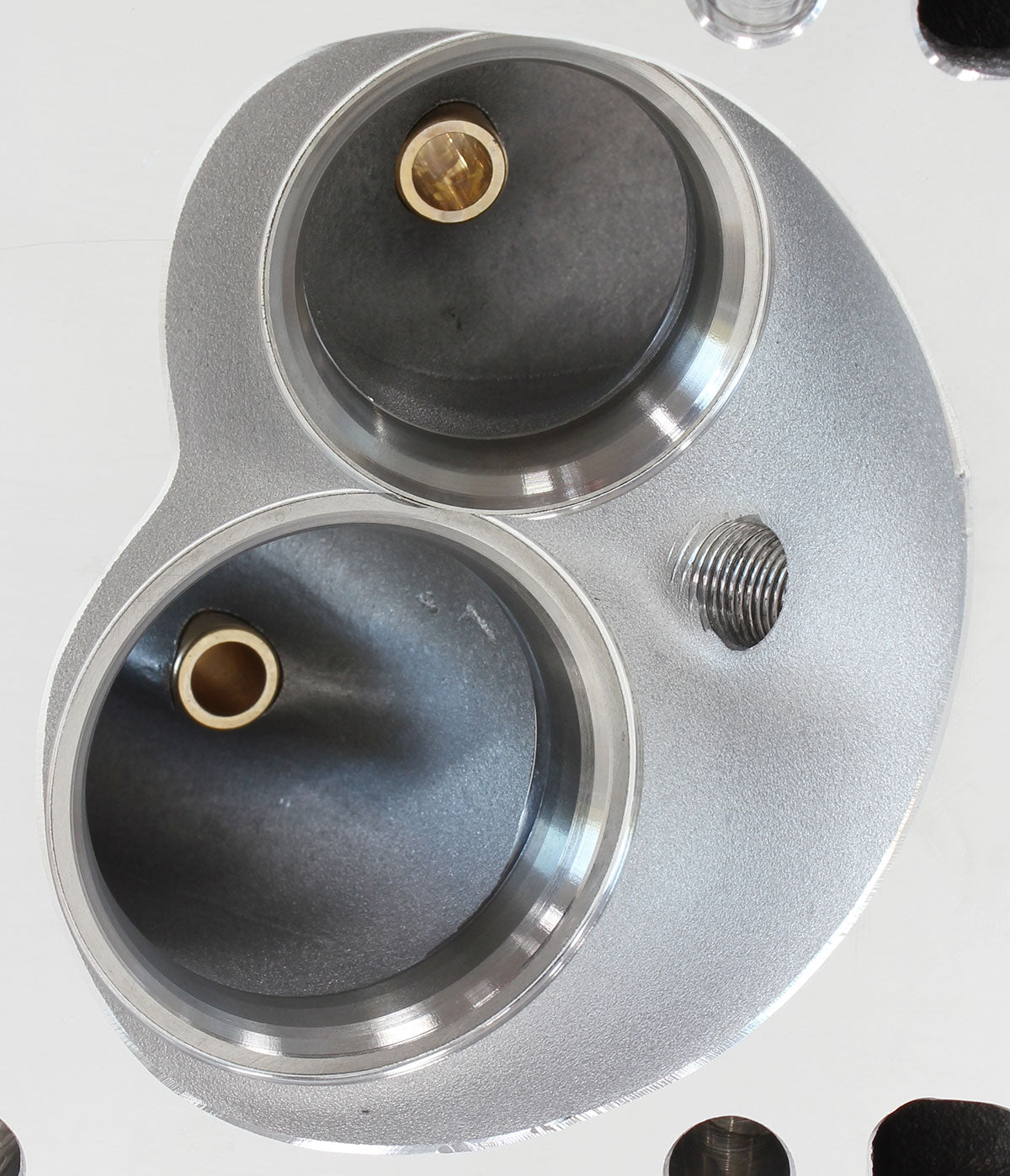 Aeroflow Bare Big Block Chev 396-454 320cc Aluminium Cylinder Heads with 120cc Chamber (Pair)   2.45" x 1.75" Intake Port, 1.75" x 2.00" Exhaust Port