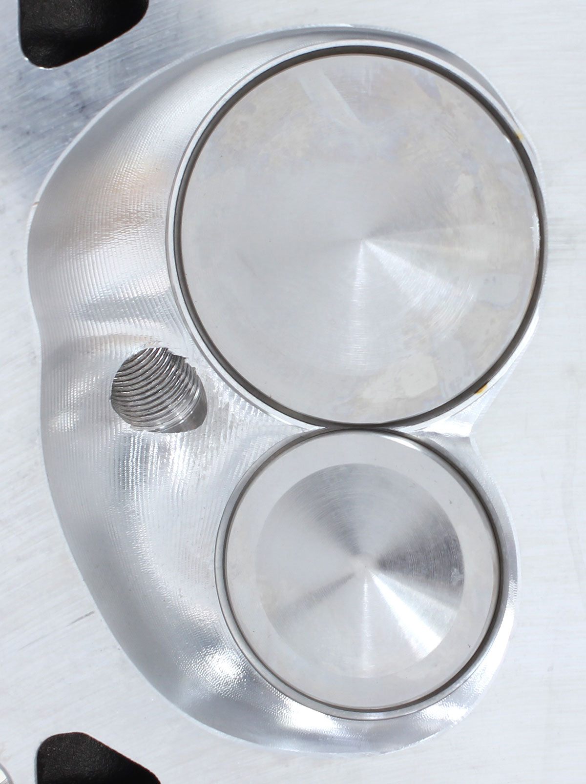 Aeroflow Complete Small Block Ford Windsor 289-351 200cc CNC Ported Aluminium Cylinder Heads with 60cc Chamber (Pair)   2.13" x 1.28" Intake Port, 1.40" x 1.40" Exhaust Port